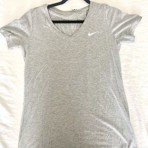 Nike Active Top (Medium) (Never Worn)